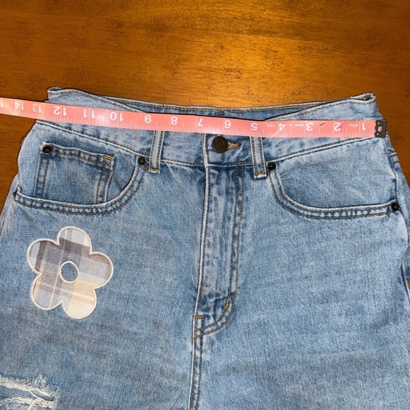 BDG Urban Outfitters Wide Leg Jeans Rips Daisy Patches Skater Baggy 26 - Picture 10 of 14